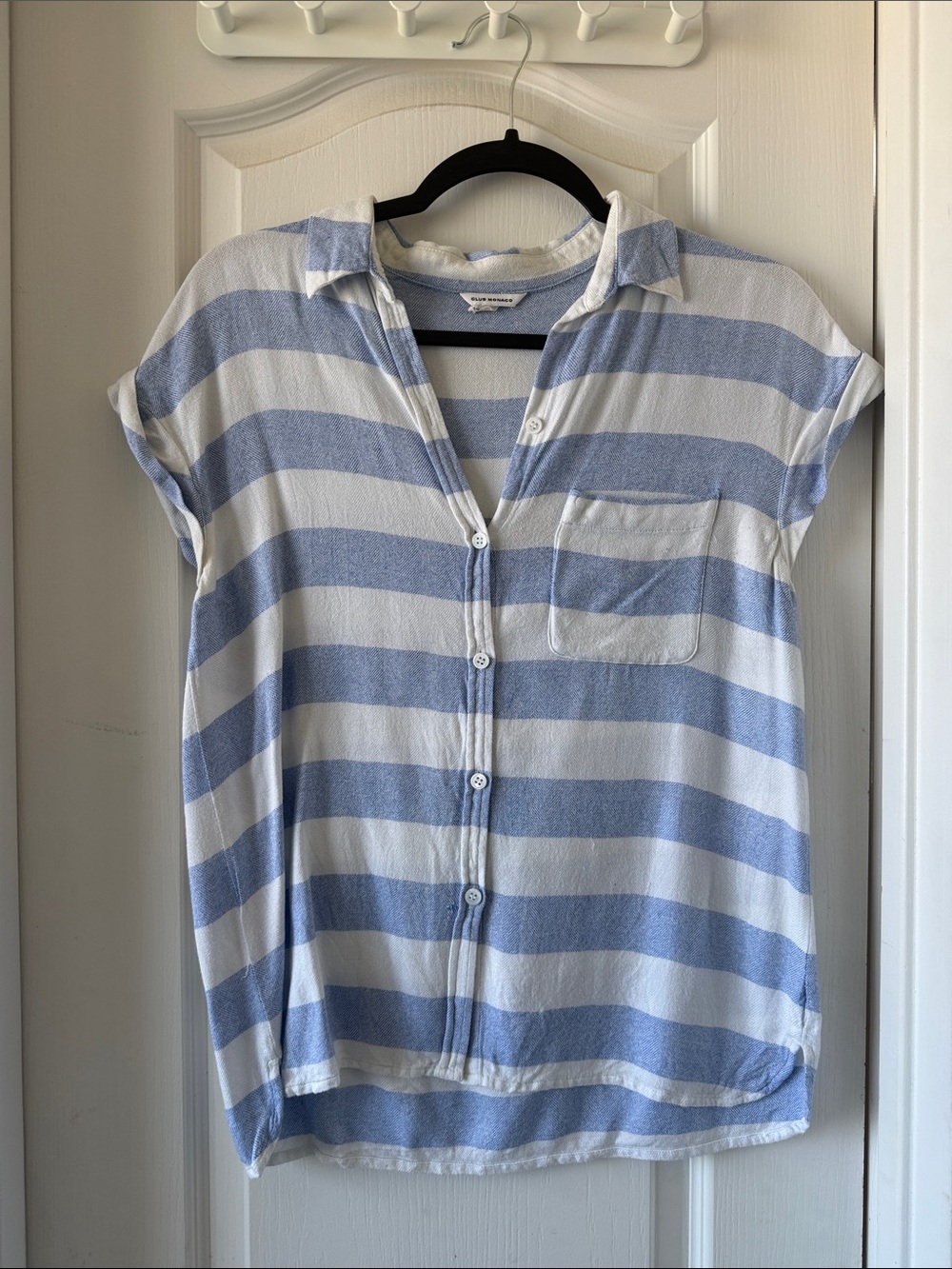 Club Monaco Light Blue & White Striped Short-Sleeve Button Shirt